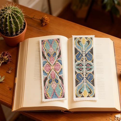 FREEBLOSS 6 Set Cross Stitch Bookmark Kit 11 CT Complete Stamped Cross Stitch Kit DIY Embroidery Bookmark Kits for Adult Beginners with Instructions, Retro Floral Pattern, 6 x 20 cm/8" x 2.4" - style: Retro Black Background