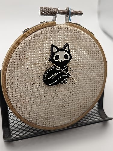 Glow in The Dark Skeleton Fox Needle Minder