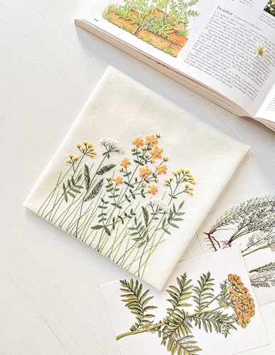 Embroidery Sampler Collective: 18 Designs, 75+ Stitches, 12 Artists, Endless Inspiration (Design Collective)