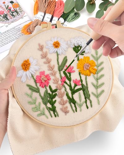ERKOON Punch Needle Kit Beginners Adults, DIY Easy Flower Embroidery Set for Starter Art Craft, Needling Punching Project with Patterns, Tools, Yarns, Hoop, Instruction (Colorful Daisies) - color: Colorful Daisies