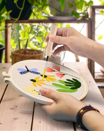 TINDTOP Punch Needle Kits, DIY Punch Embroidery Kits for Adults Beginner, Tool with Punch Needle Fabric, Hoops, Yarns and Sewing Needles (Set B) - color: Set B