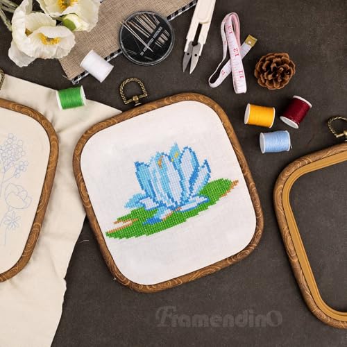 Framendino, 3 Pack Imitation Wood Embroidery Hoops Cross Stitch Craft Hoop Frame for Holiday Decoration 5.71"x6.5" - size: 5.71" x 6.5"