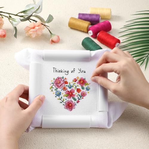 3 Pcs Square Embroidery Hoops, Embroidery Snap Frame, Plastic Cross Stitch Snap Frames, DIY Sewing Tool for Cross Stitching, Quilting, Needlepoint(6"x 6", 8" x 8", 11" x 11")