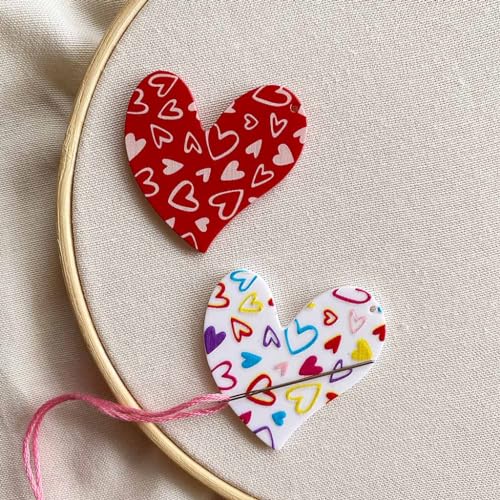 2 Pieces Love Heart Needle Minders Magnetic Needle Holders for Cross Stitch Embroidery Needlepoint Accessories