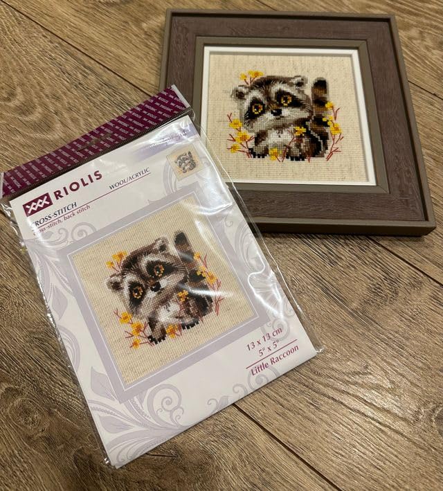 RIOLIS - Little Raccoon 1754, Cross Stitch Kits 5,12" x5,12, Cross Stitch Kits for Beginners & Advanced, Crossstitching Kits Adult, Counted Stitching Kits, Embroidery Kit - style: Little Raccoon 1754