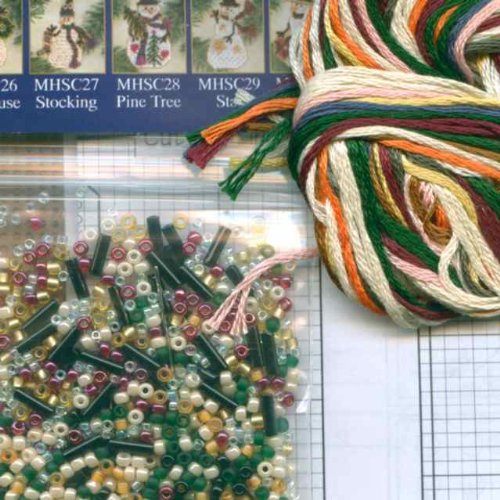 Birdhouse Snow Charmer Beaded Counted Cross Stitch Christmas Ornament Snowman Kit Mill Hill 2001 Snow Charmers MHSC25