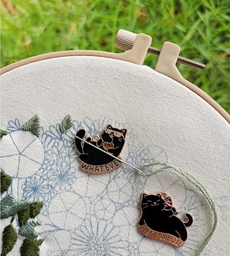 HENYANMHXH Needle Minder Magnetic Needle Keeper for Cross Stitch - color: Lazy Cats