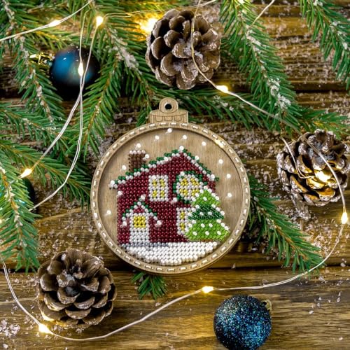 Wizardi Wonderland Crafts Bead Embroidery kit on Wood FLK-369 - color: Brown Christmas House