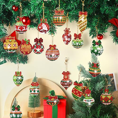 Tondiamo 20 Pcs Christmas Diamond Painting Keychain Kits 5D DIY Diamond Art Pendants Double Sided Hanging Key Chains for Christmas Party Decoration DIY(Balls Style) - style: Balls Style